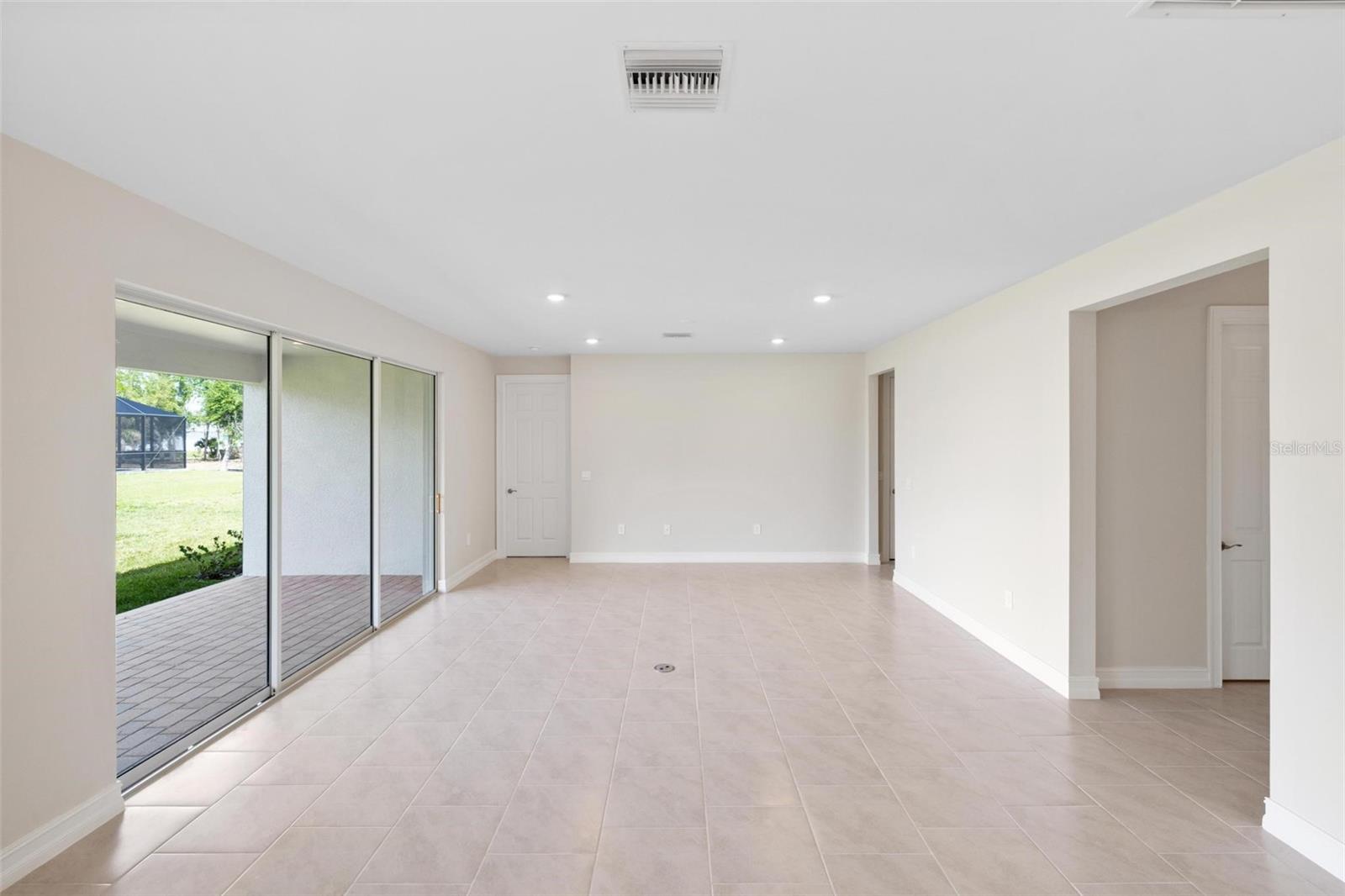 9054 CALUMET BLVD, PORT CHARLOTTE, FL, 33981