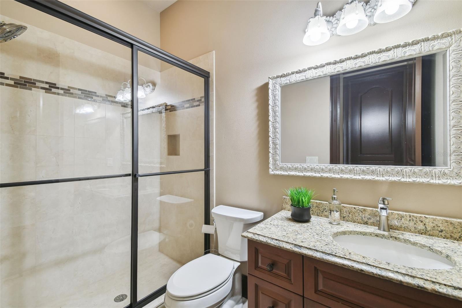 TB8364392 Property Photo