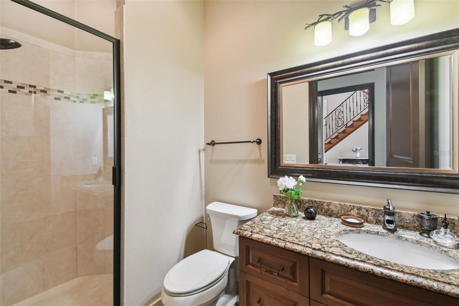 TB8364392 Property Photo