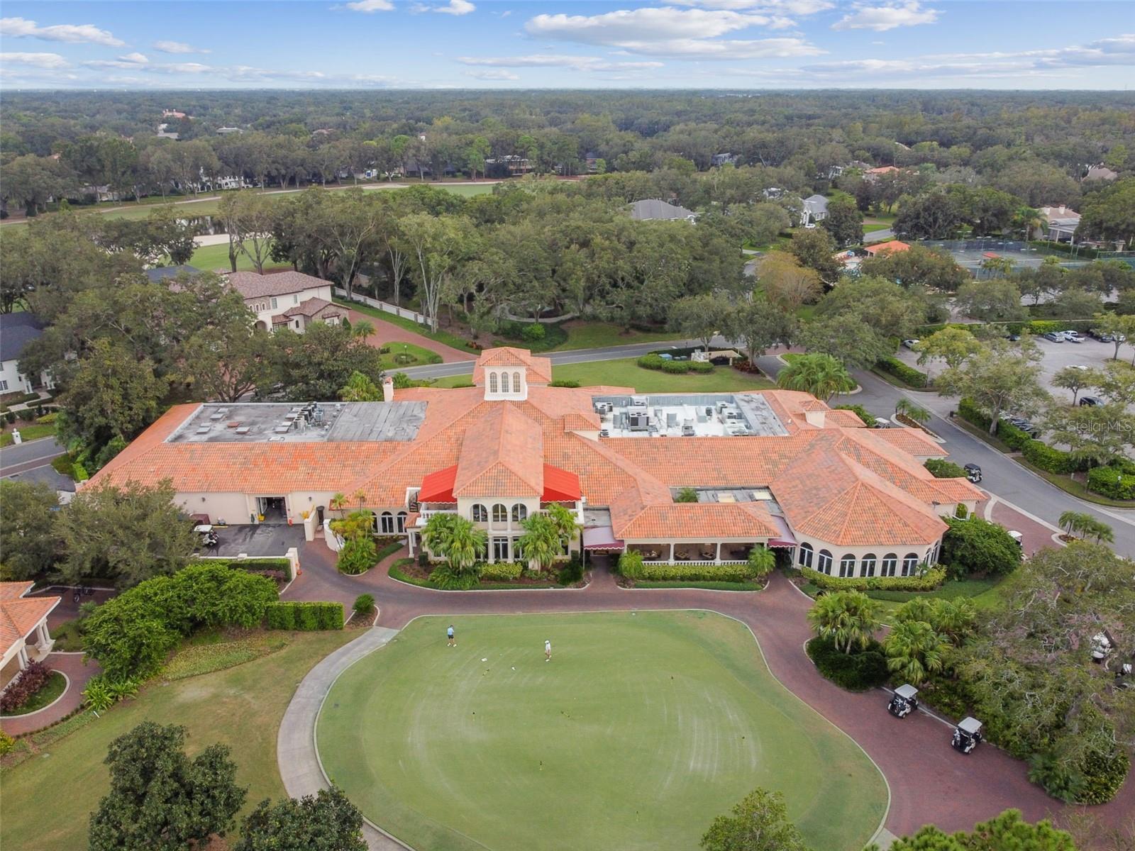 TB8364392 Property Photo