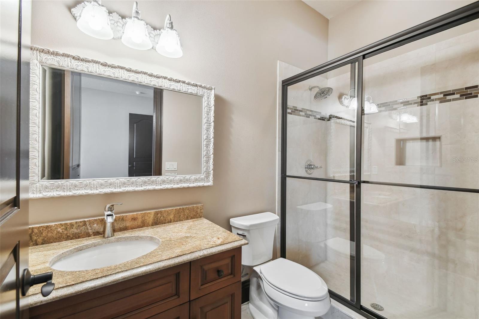 TB8364392 Property Photo