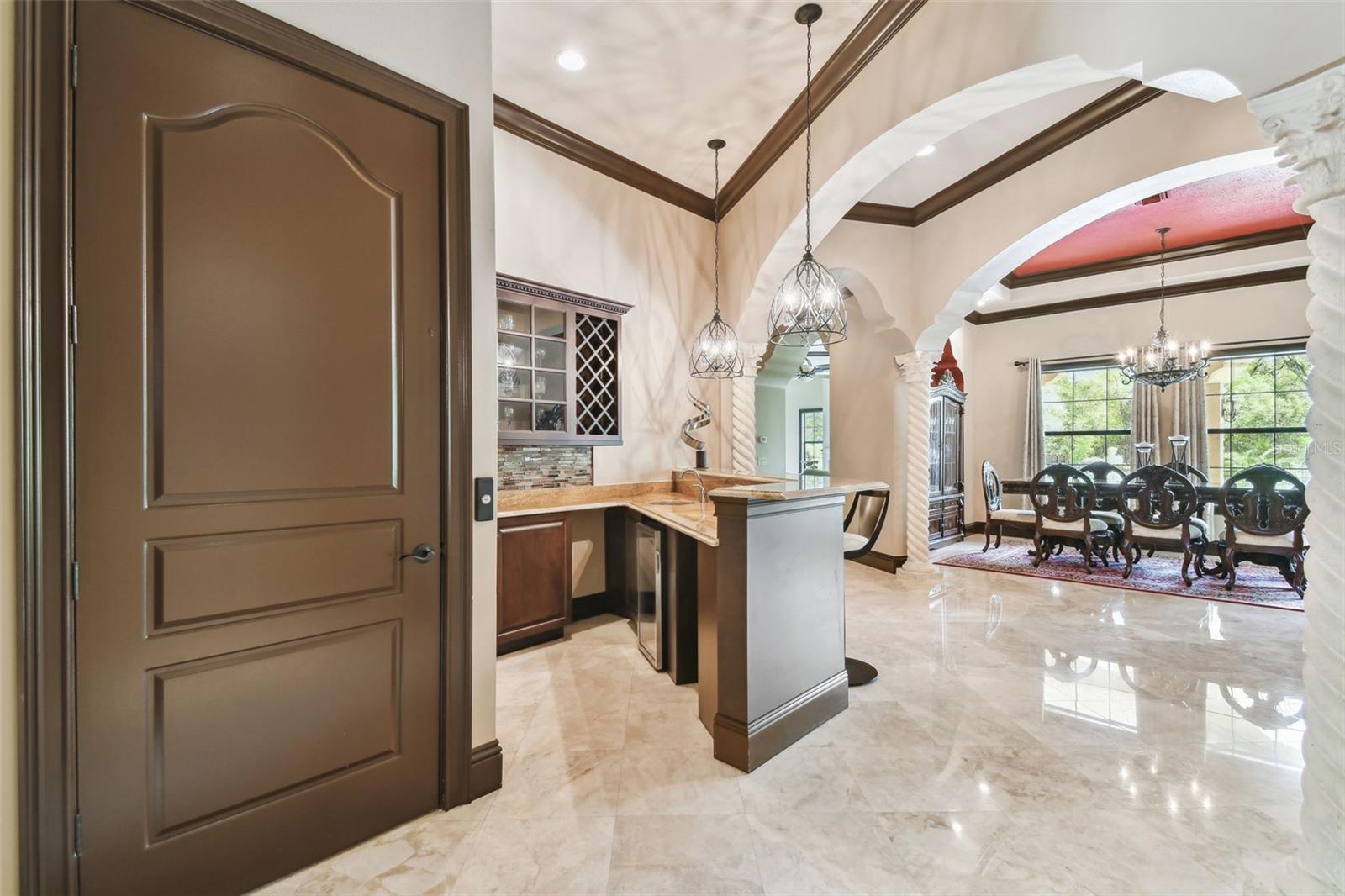 TB8364392 Property Photo