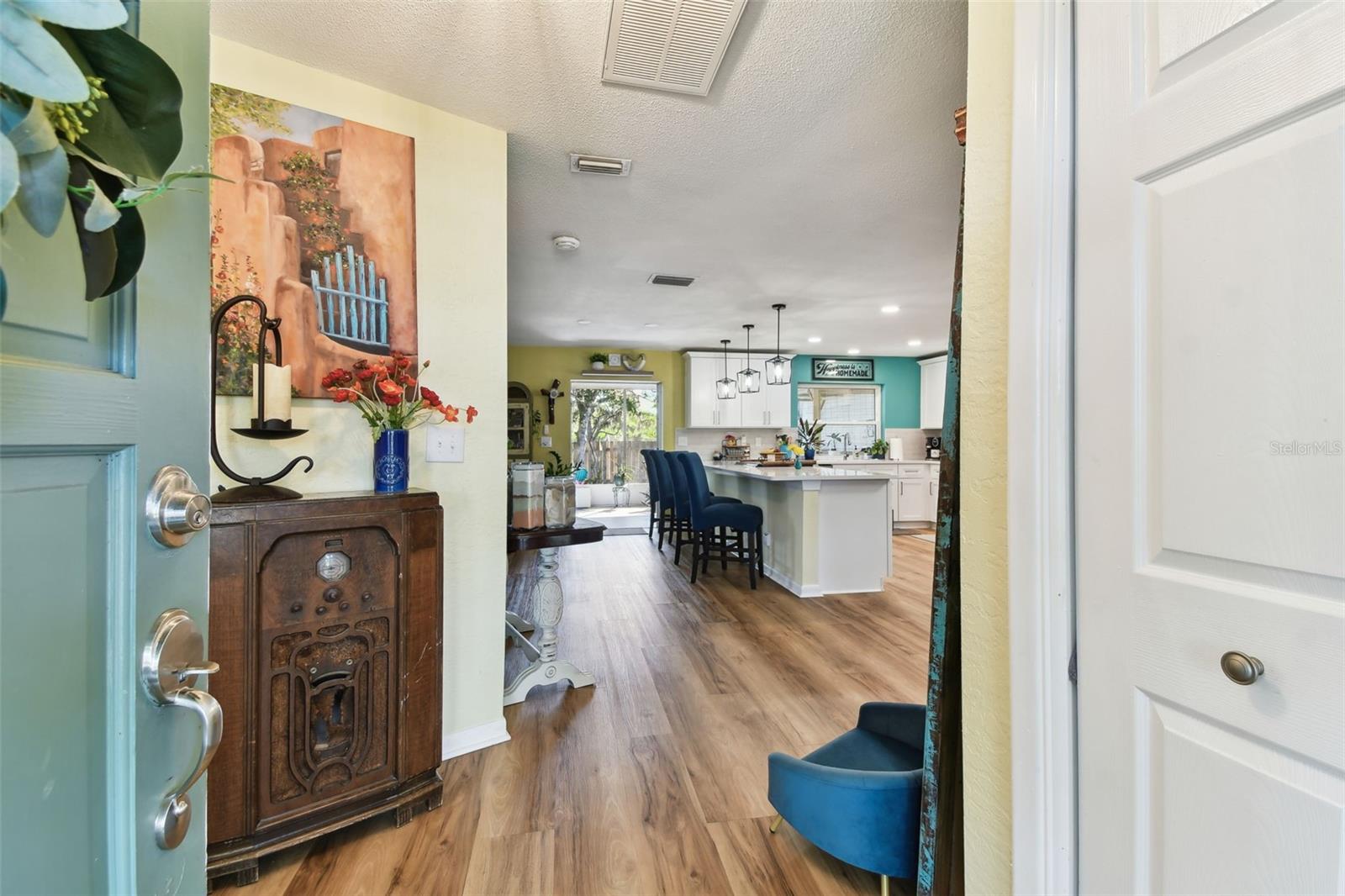 1887 OAK FOREST DR E, CLEARWATER, FL, 33759