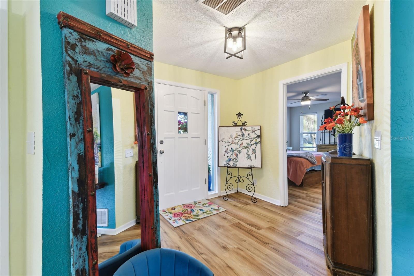 1887 OAK FOREST DR E, CLEARWATER, FL, 33759