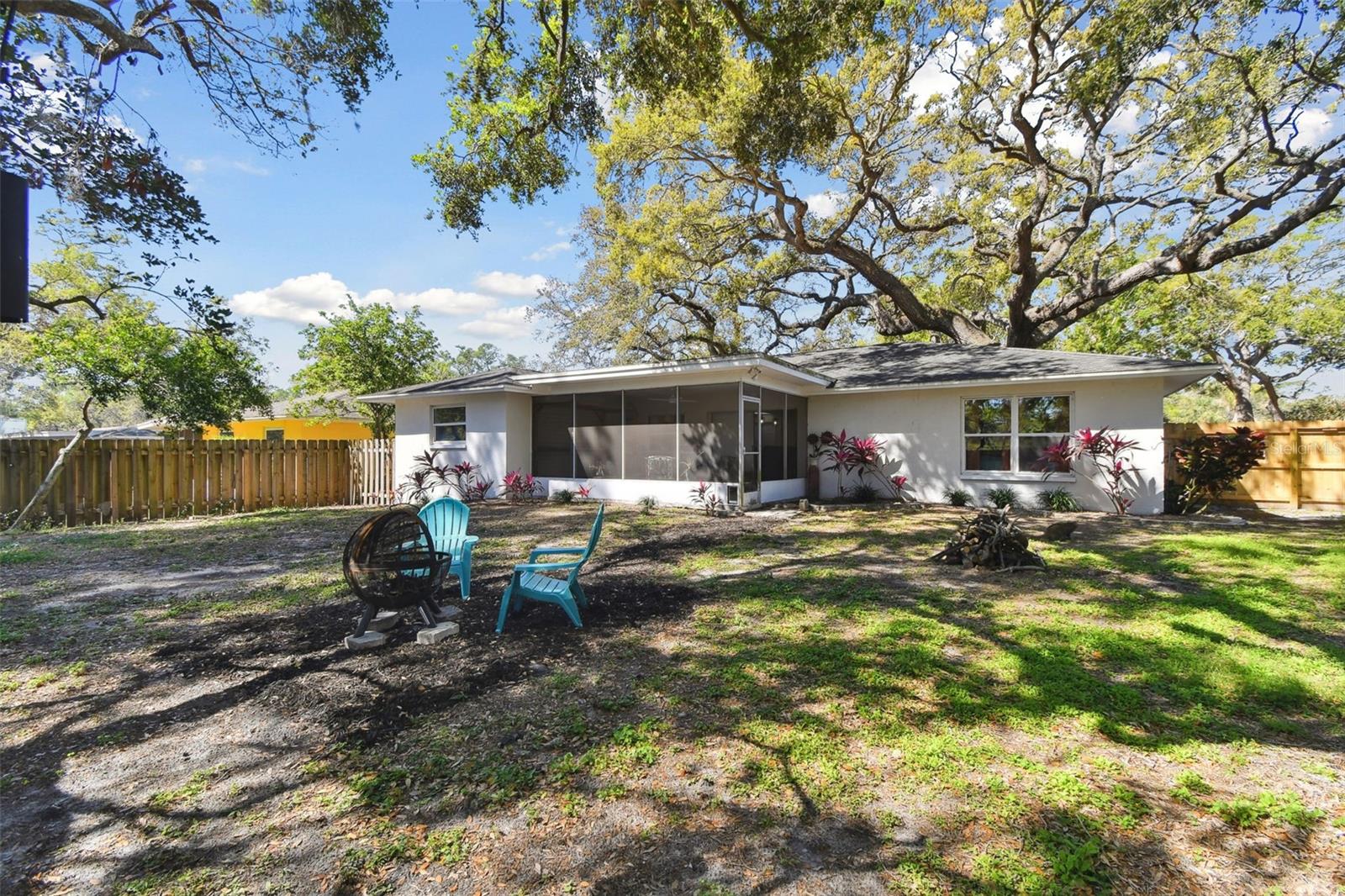 1887 OAK FOREST DR E, CLEARWATER, FL, 33759