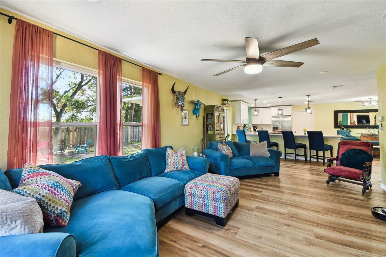 1887 OAK FOREST DR E, CLEARWATER, FL, 33759