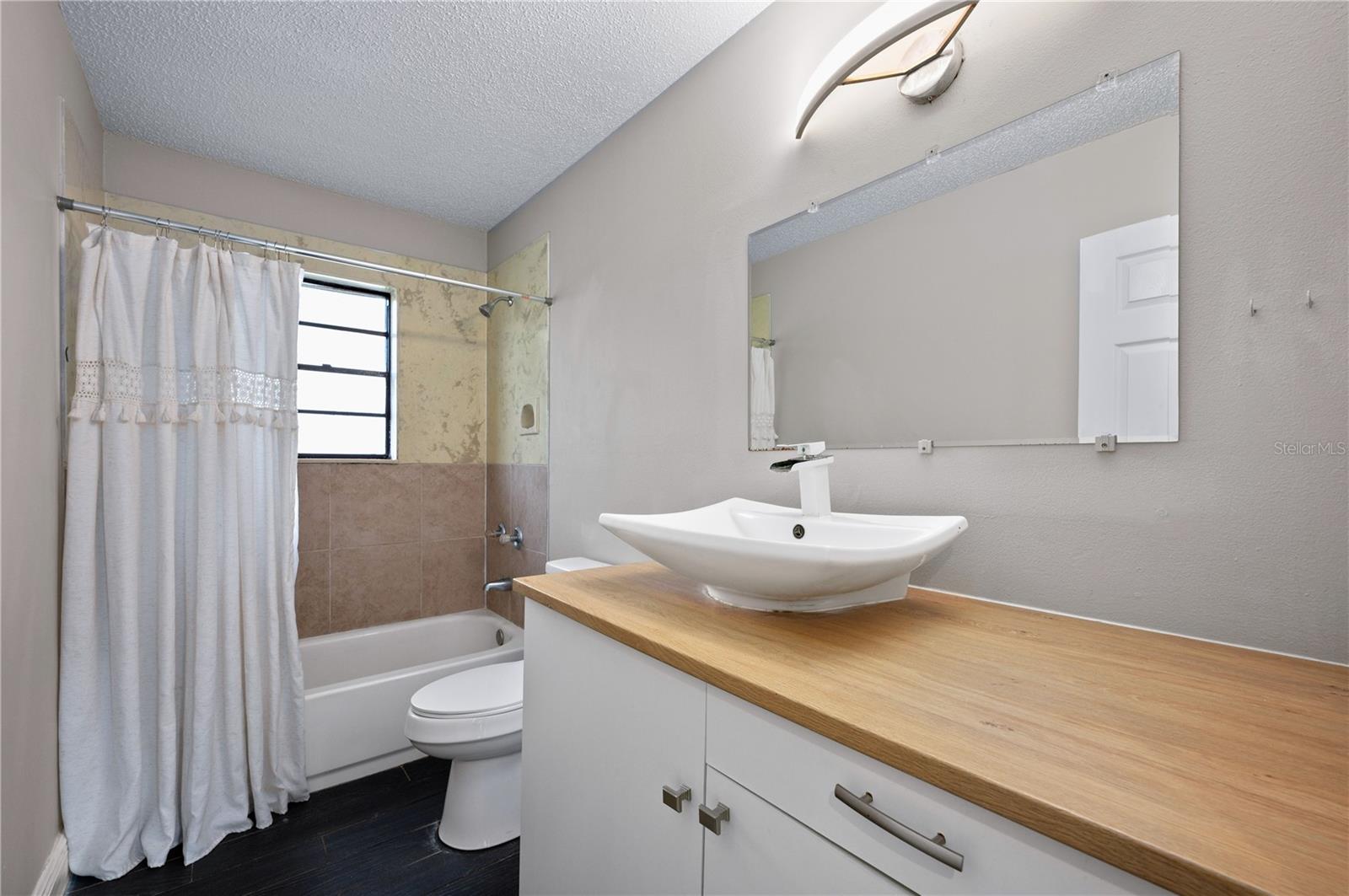 2415 INDIA PALM DR, EDGEWATER, FL, 32141
