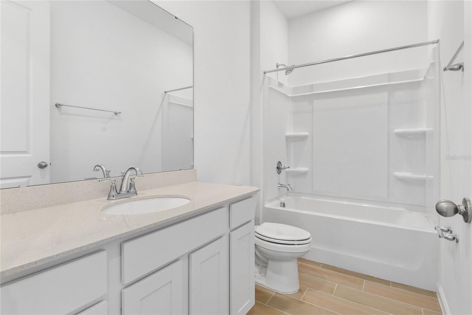 1011 WISTERIA WAY, DUNDEE, FL, 33838
