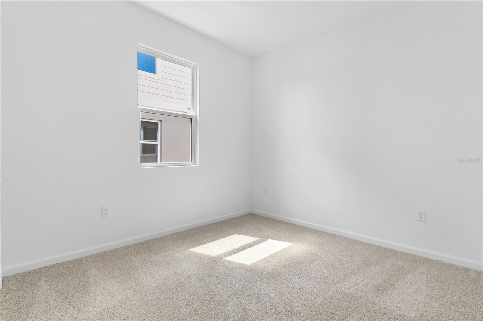 1011 WISTERIA WAY, DUNDEE, FL, 33838