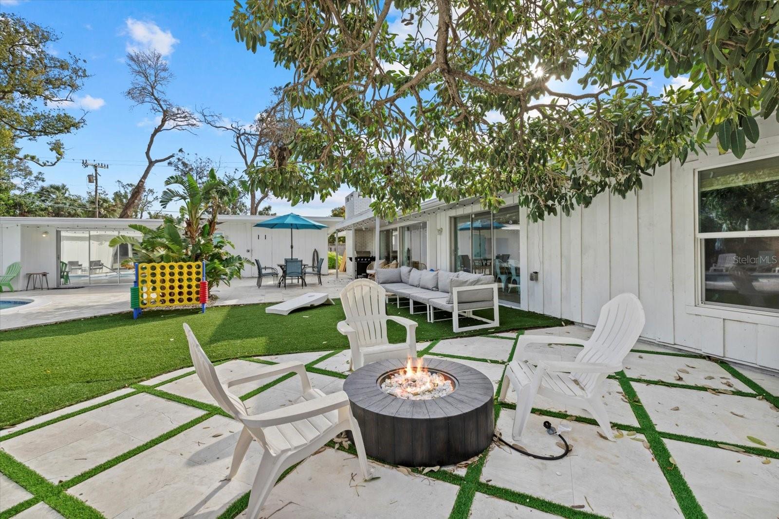 2069 BOUGAINVILLEA ST, SARASOTA, FL, 34239