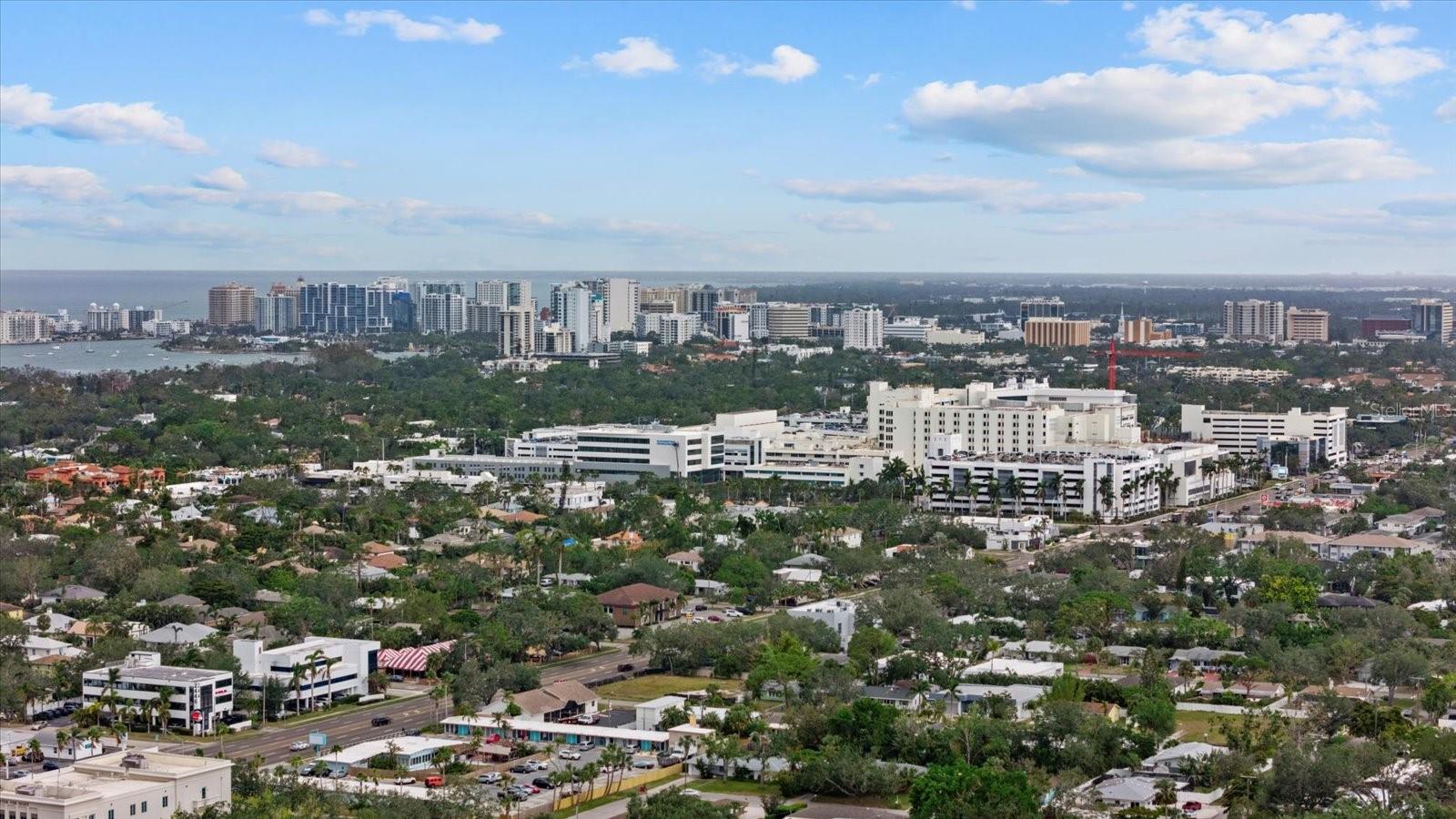 2069 BOUGAINVILLEA ST, SARASOTA, FL, 34239