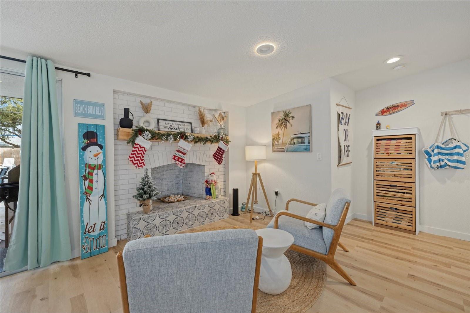 2069 BOUGAINVILLEA ST, SARASOTA, FL, 34239