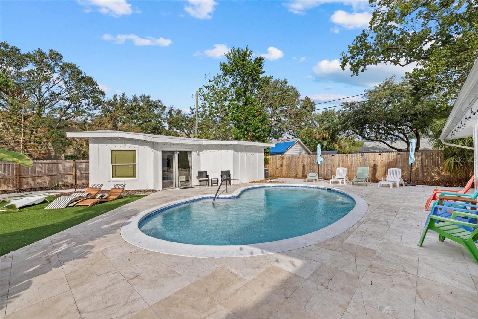 2069 BOUGAINVILLEA ST, SARASOTA, FL, 34239