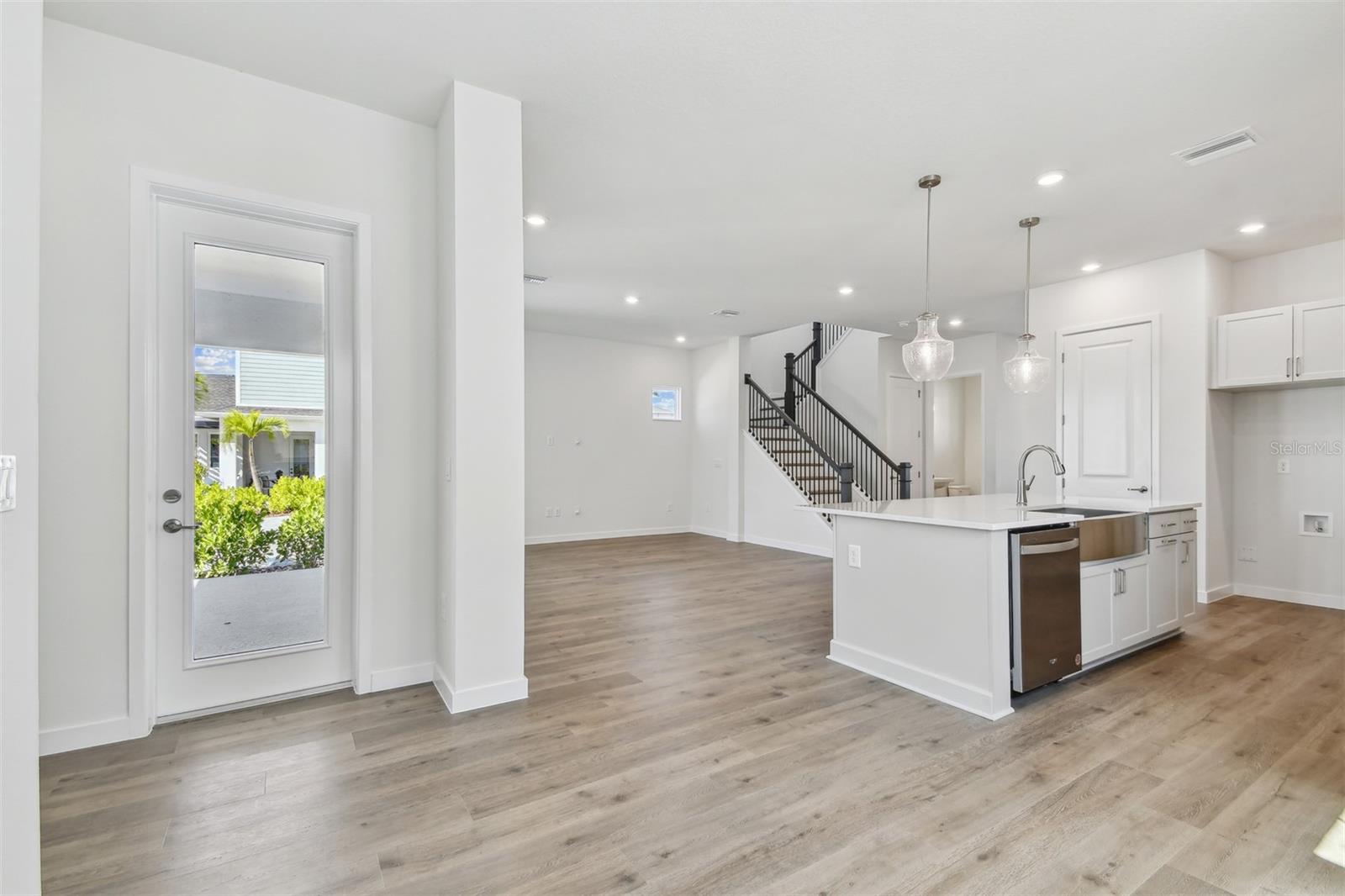 1558 MERRYTHOUGHT LN, SARASOTA, FL, 34240