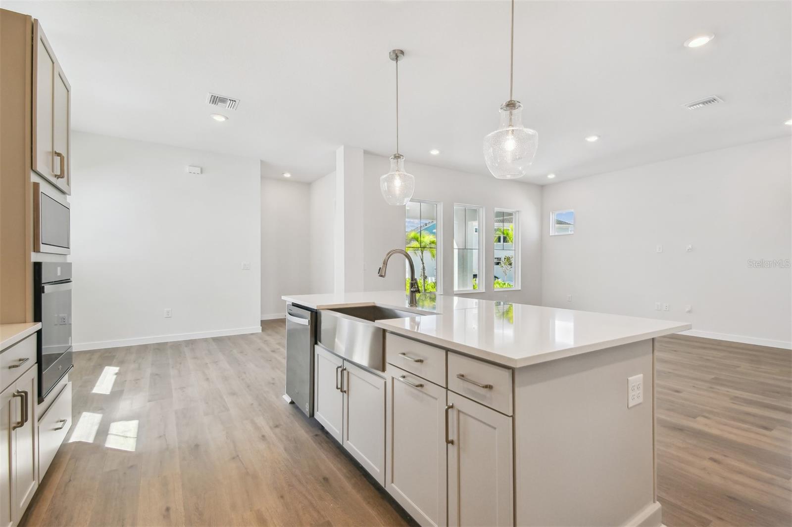 1558 MERRYTHOUGHT LN, SARASOTA, FL, 34240