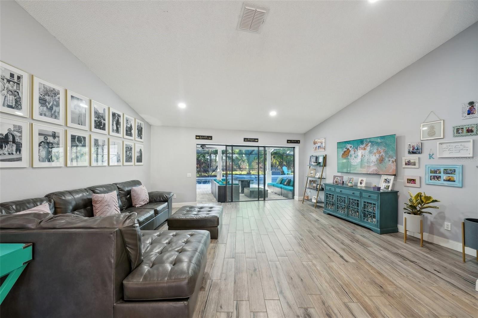3994 BELMOOR DR, PALM HARBOR, FL, 34685