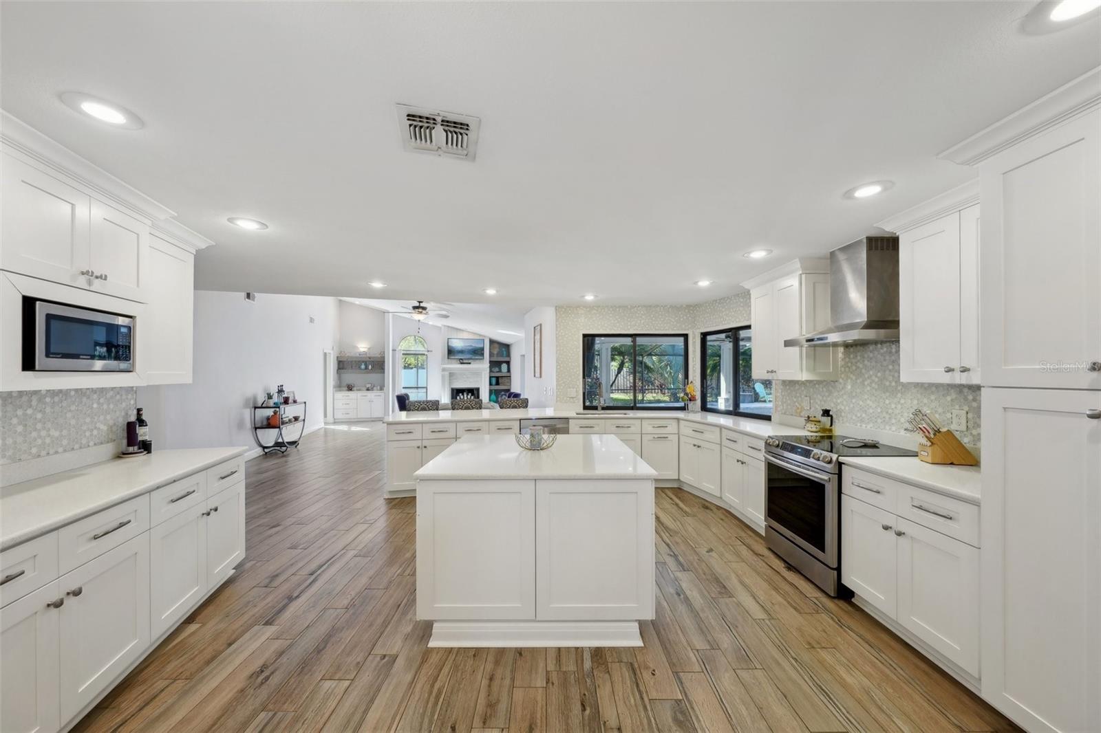 3994 BELMOOR DR, PALM HARBOR, FL, 34685
