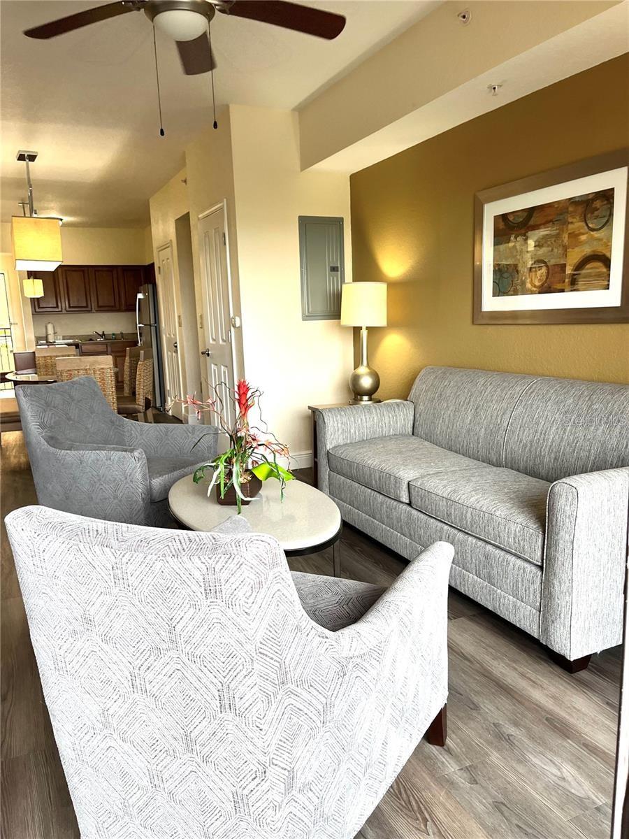 12544 FLORIDAYS RESORT DR #103B, ORLANDO, FL, 32821