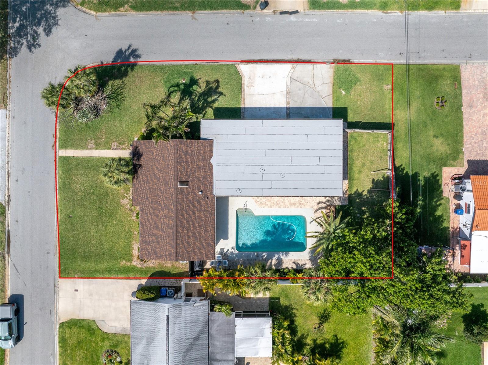 1101 39TH AVE NE, ST PETERSBURG, FL, 33703