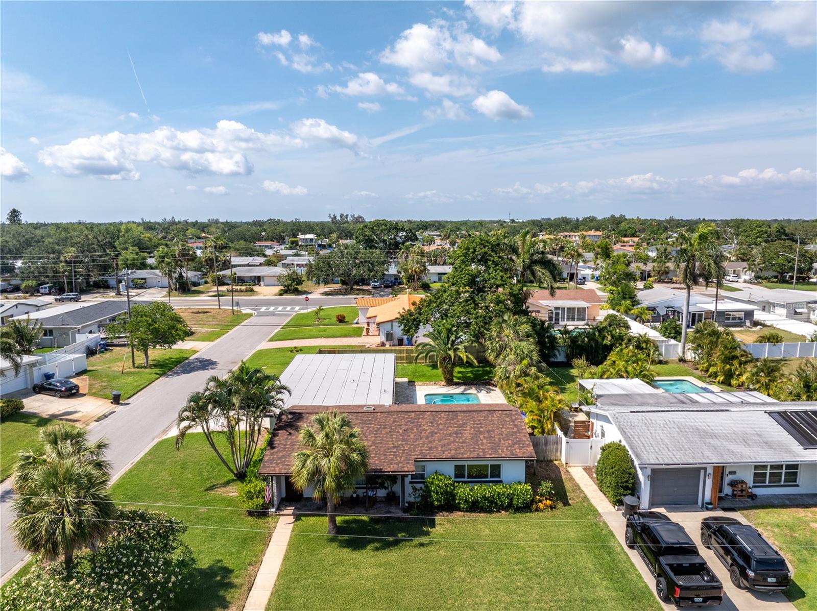 1101 39TH AVE NE, ST PETERSBURG, FL, 33703