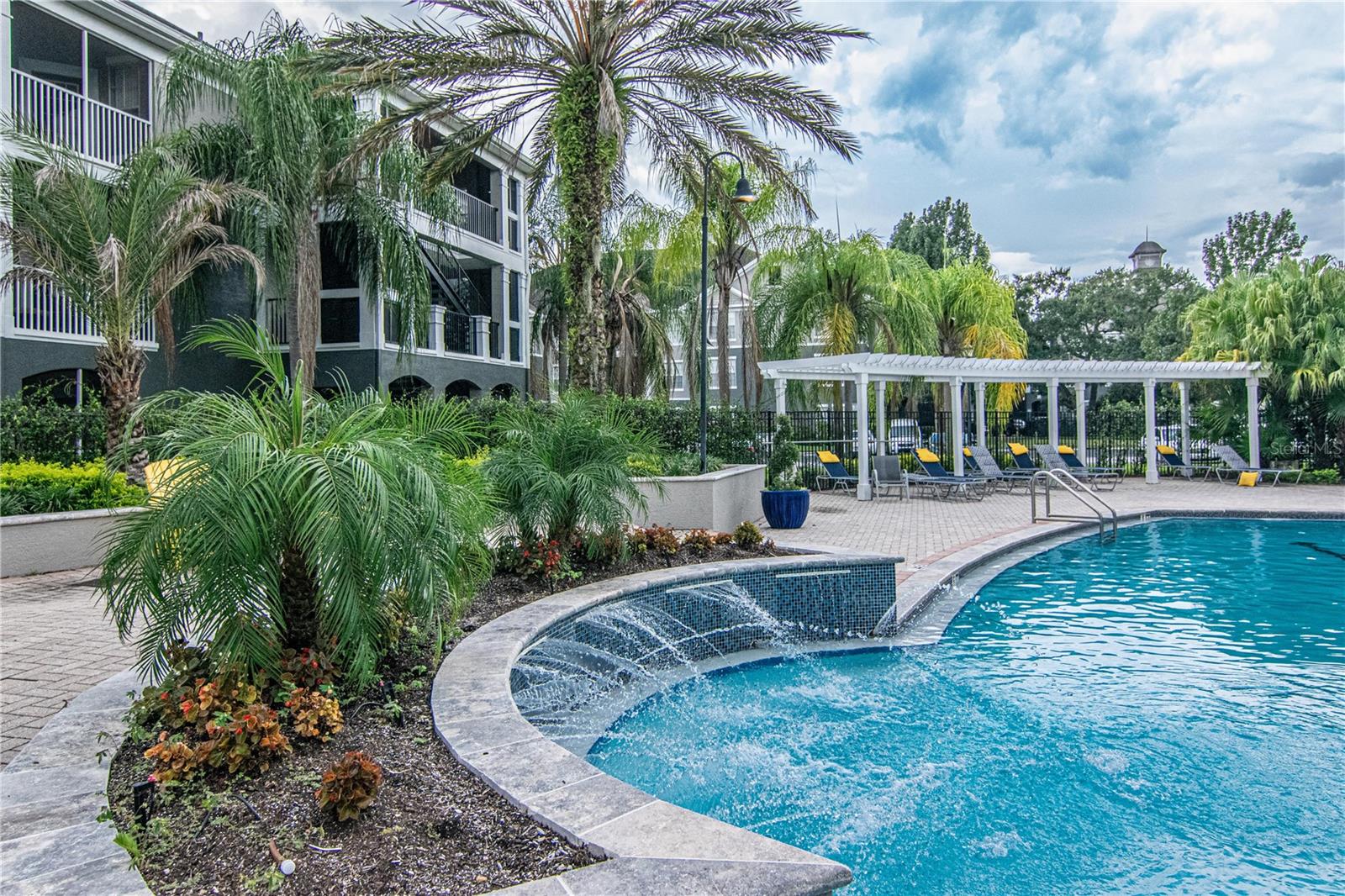 1304 HIGH HAMMOCK DR #106, TAMPA, FL, 33619