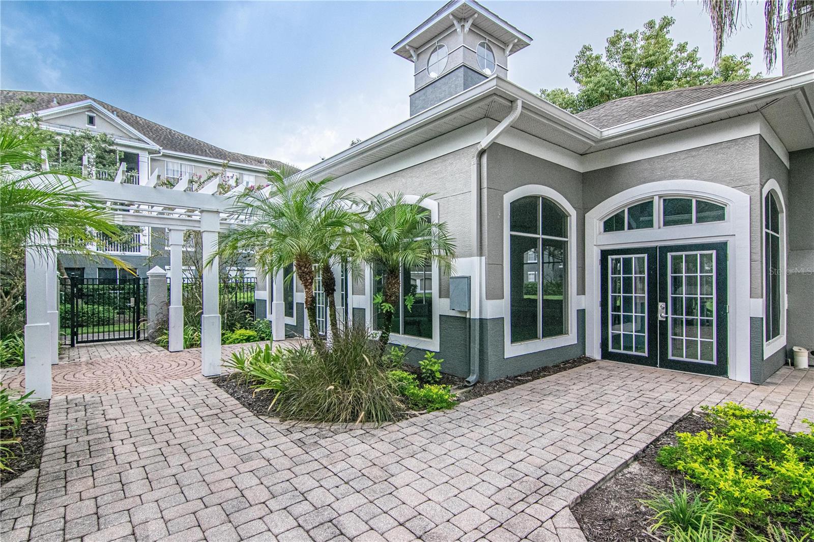 1304 HIGH HAMMOCK DR #106, TAMPA, FL, 33619