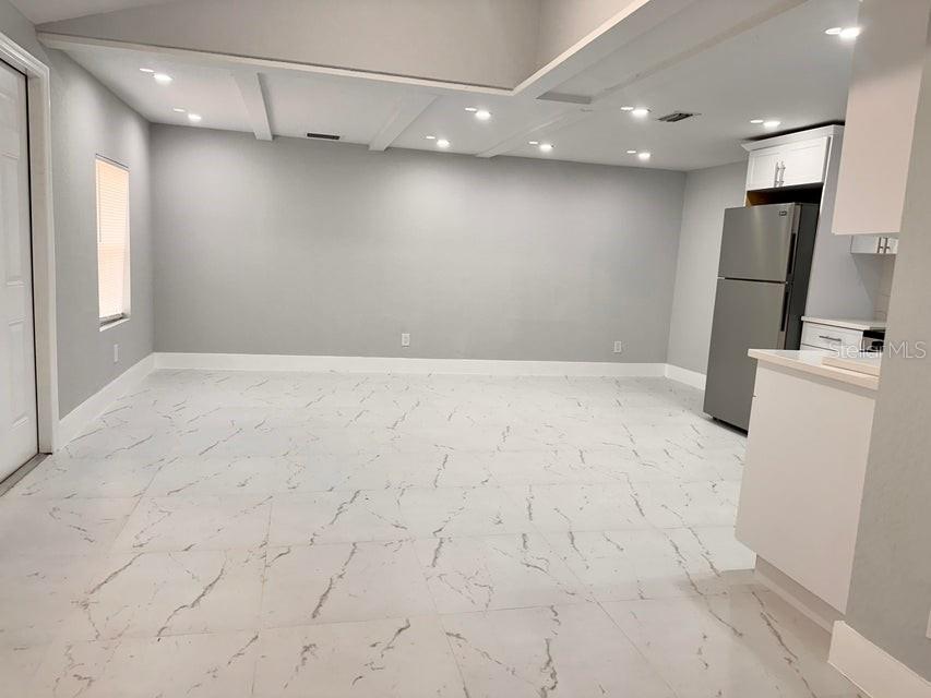 PINE AIR 6 LT 85, WEST PALM BEACH, FL, 33406