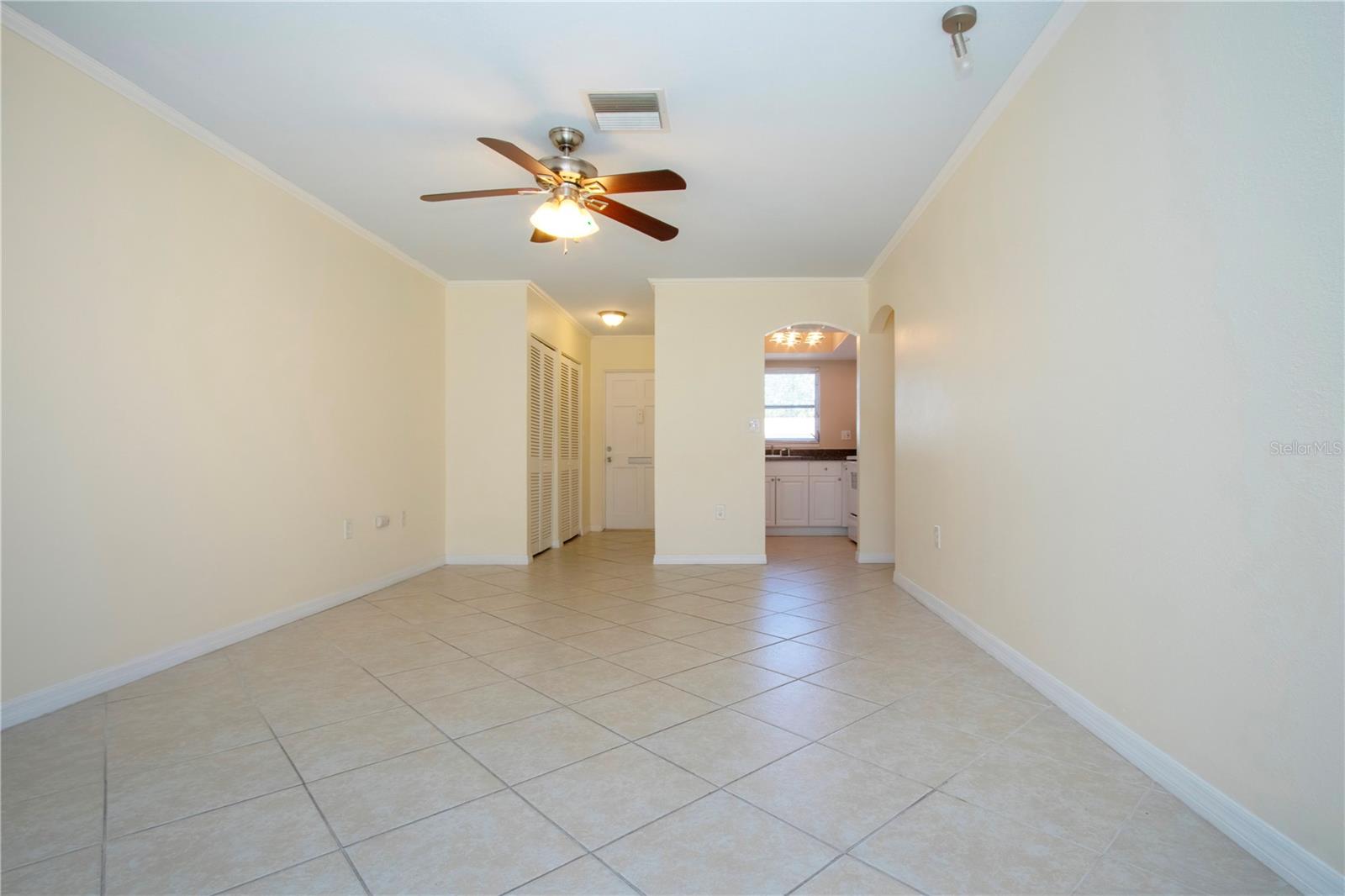 2806 SWIFTON DR #104, SARASOTA, FL, 34231