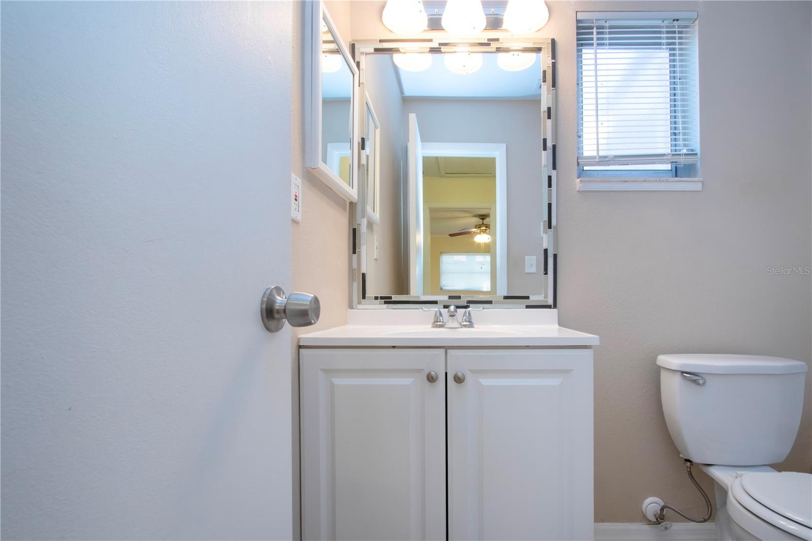 2806 SWIFTON DR #104, SARASOTA, FL, 34231