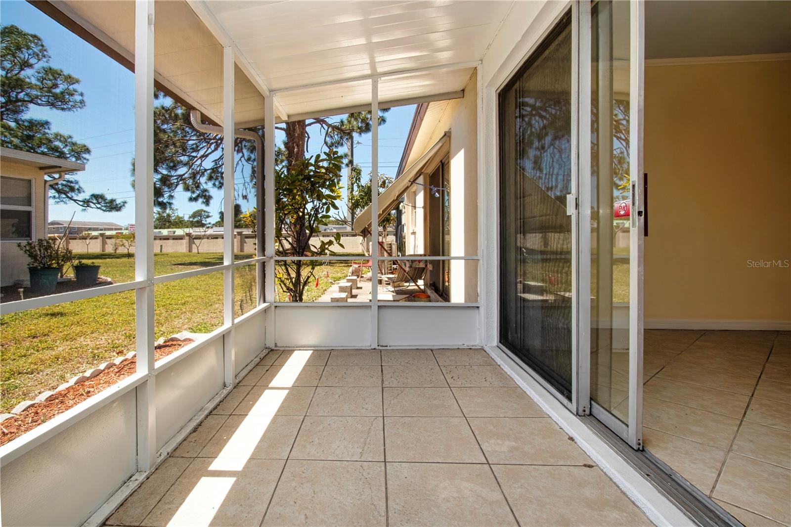2806 SWIFTON DR #104, SARASOTA, FL, 34231