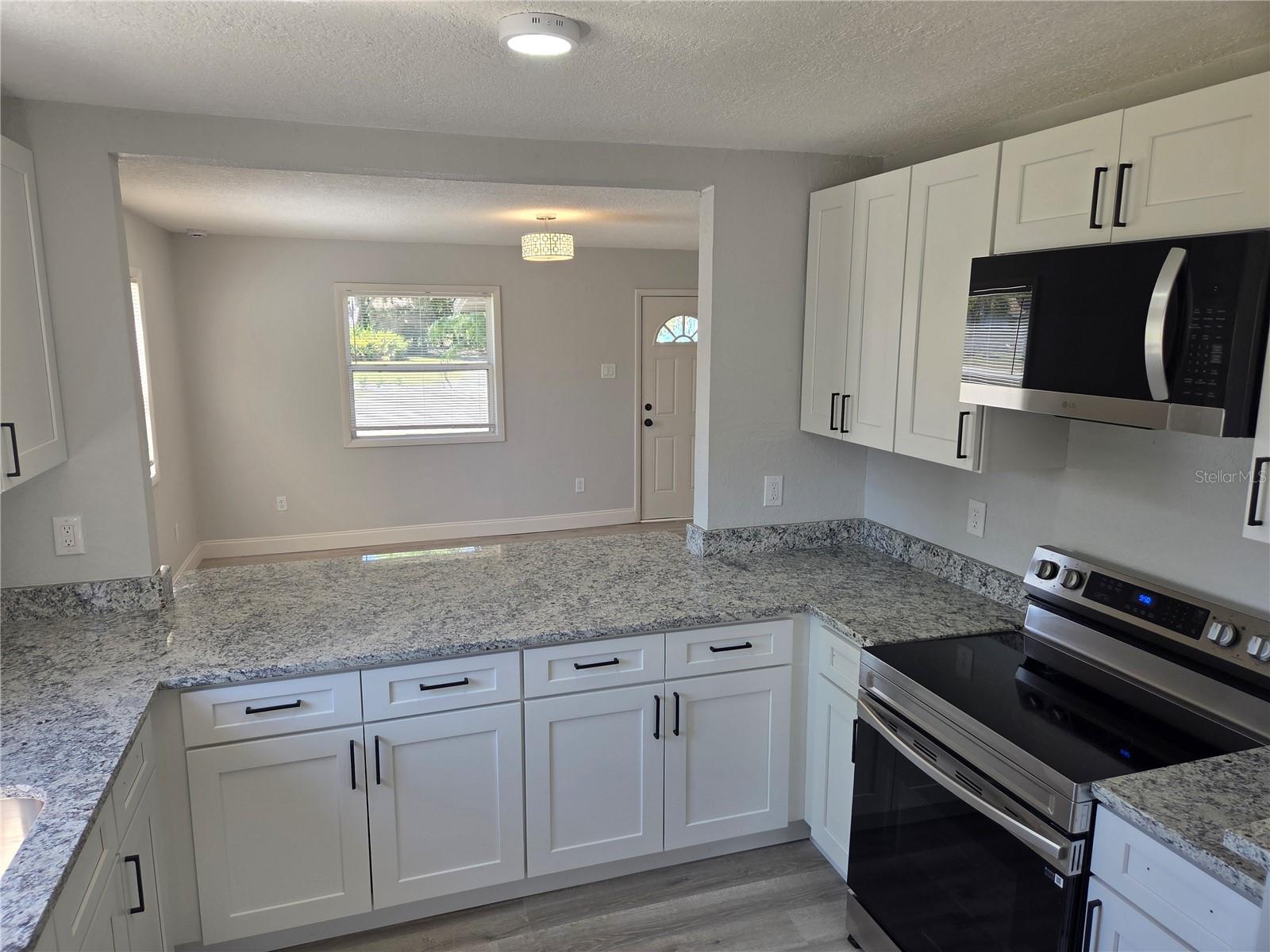 607 CEDAR AVE, DAYTONA BEACH, FL, 32117