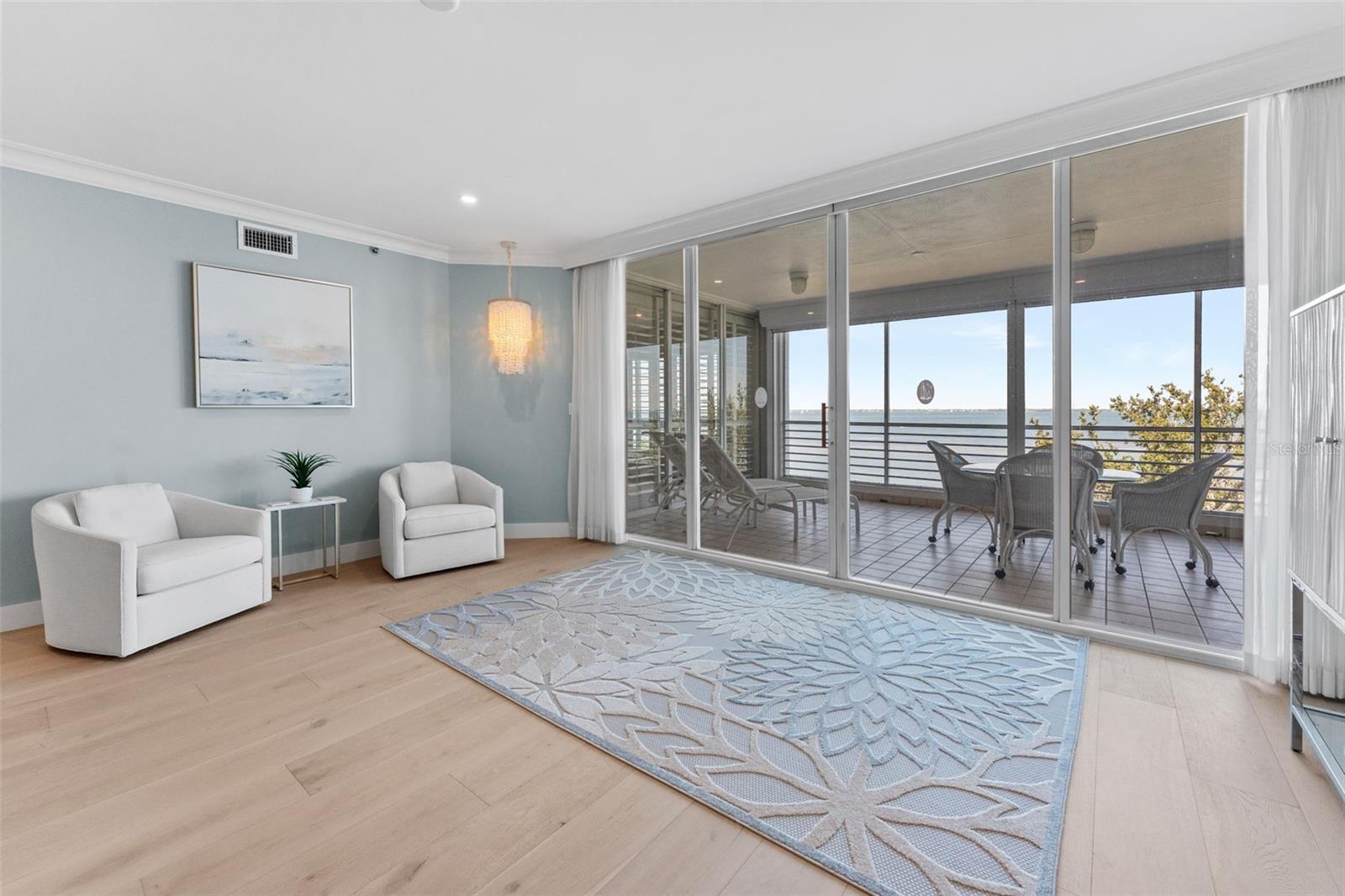 2410 HARBOURSIDE DR #142, LONGBOAT KEY, FL, 34228