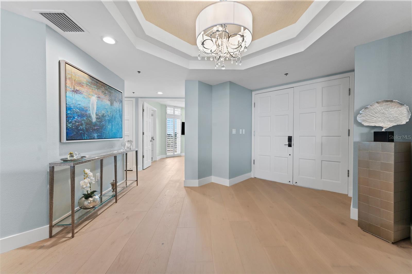 2410 HARBOURSIDE DR #142, LONGBOAT KEY, FL, 34228