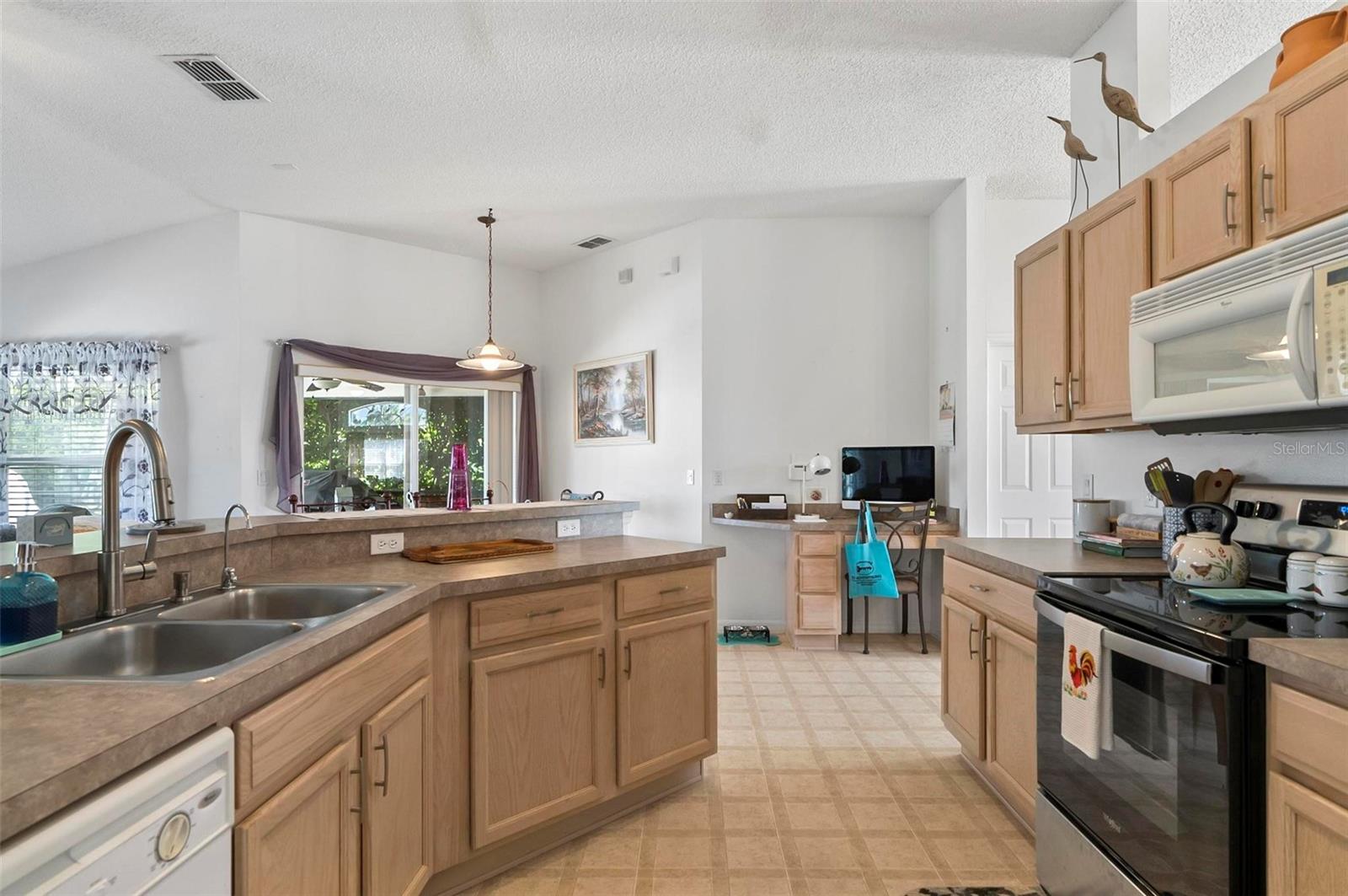19 FIRCREST LN, PALM COAST, FL, 32137