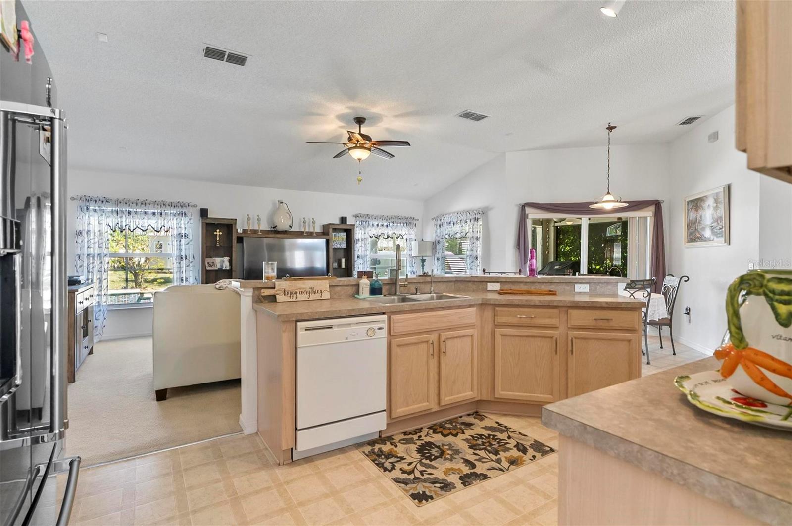 19 FIRCREST LN, PALM COAST, FL, 32137