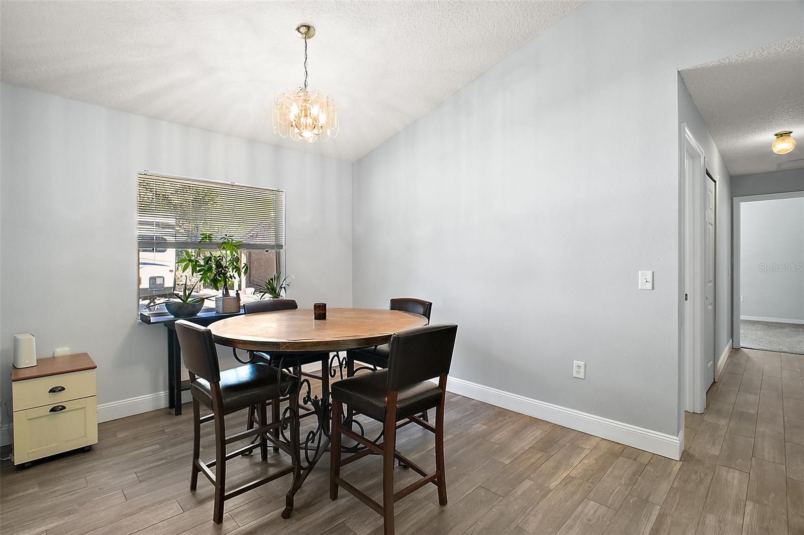 331 W LEWIS AVE, APOPKA, FL, 32712