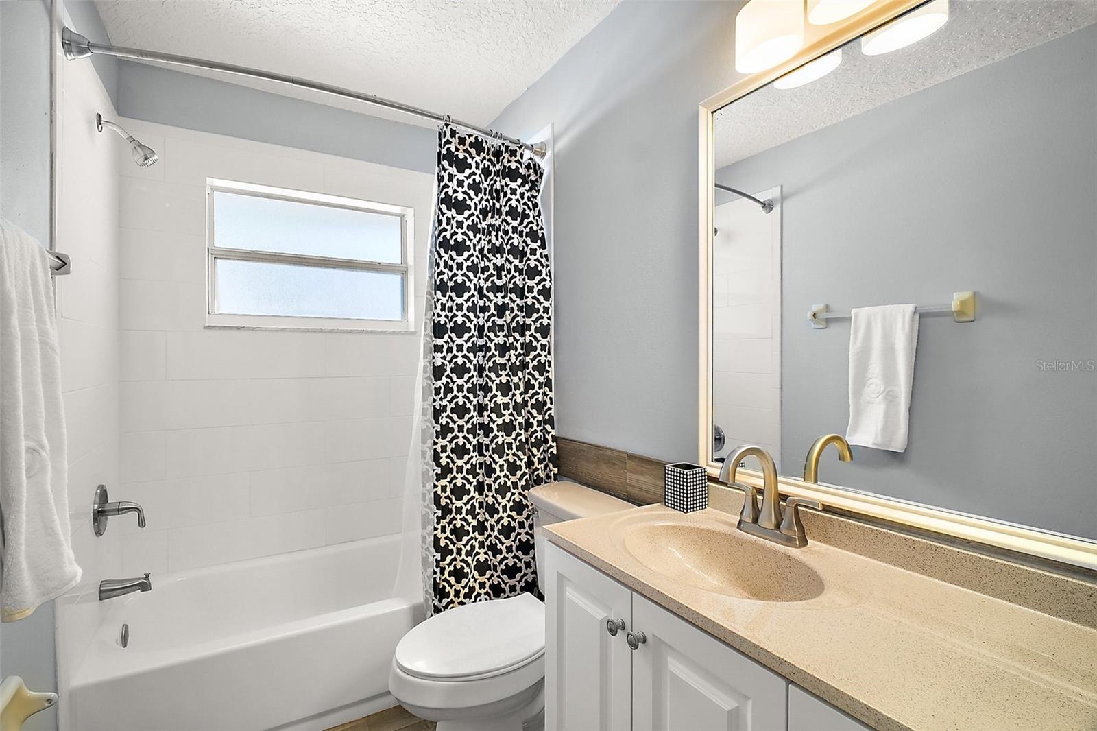 331 W LEWIS AVE, APOPKA, FL, 32712
