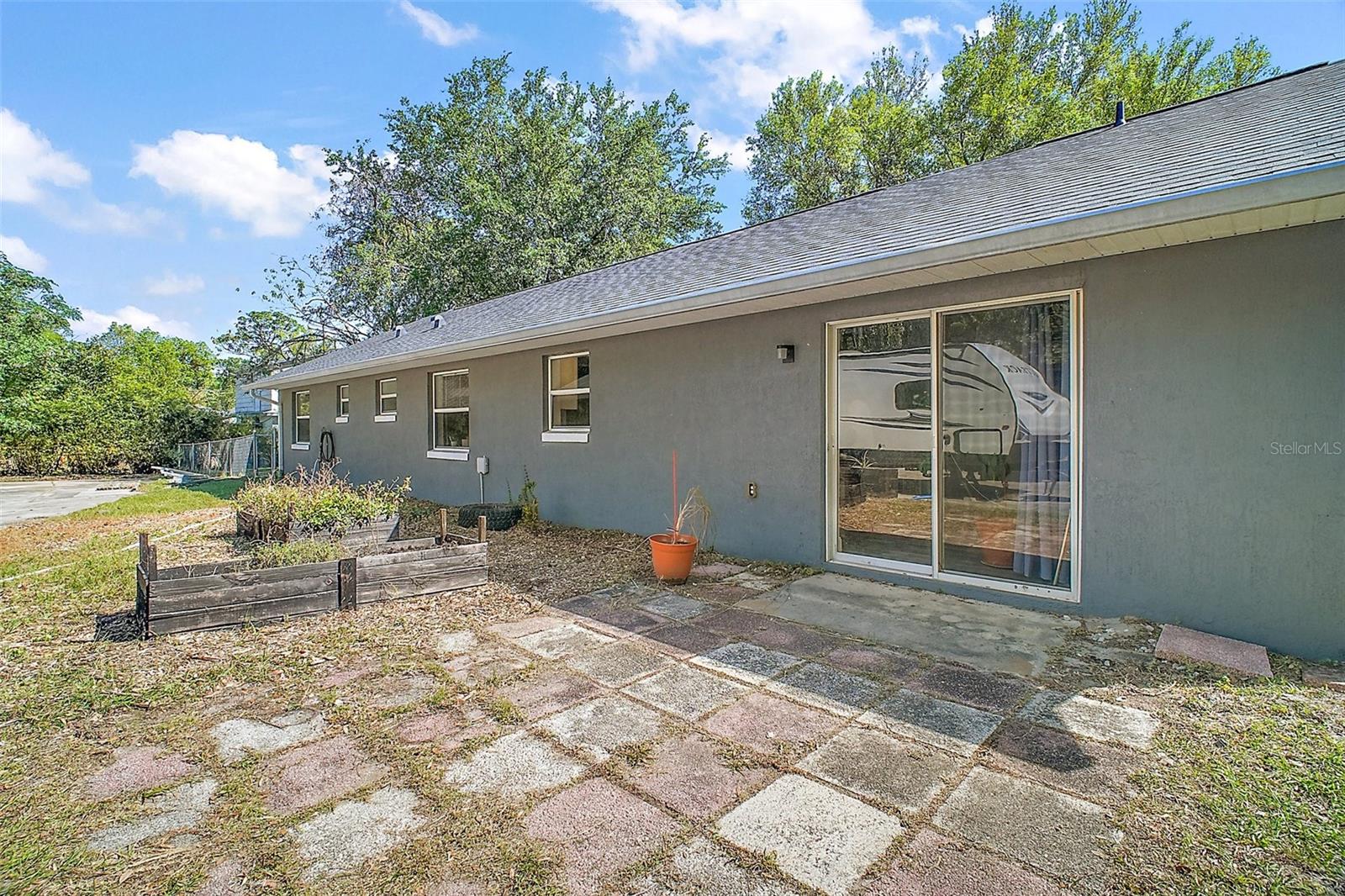 331 W LEWIS AVE, APOPKA, FL, 32712