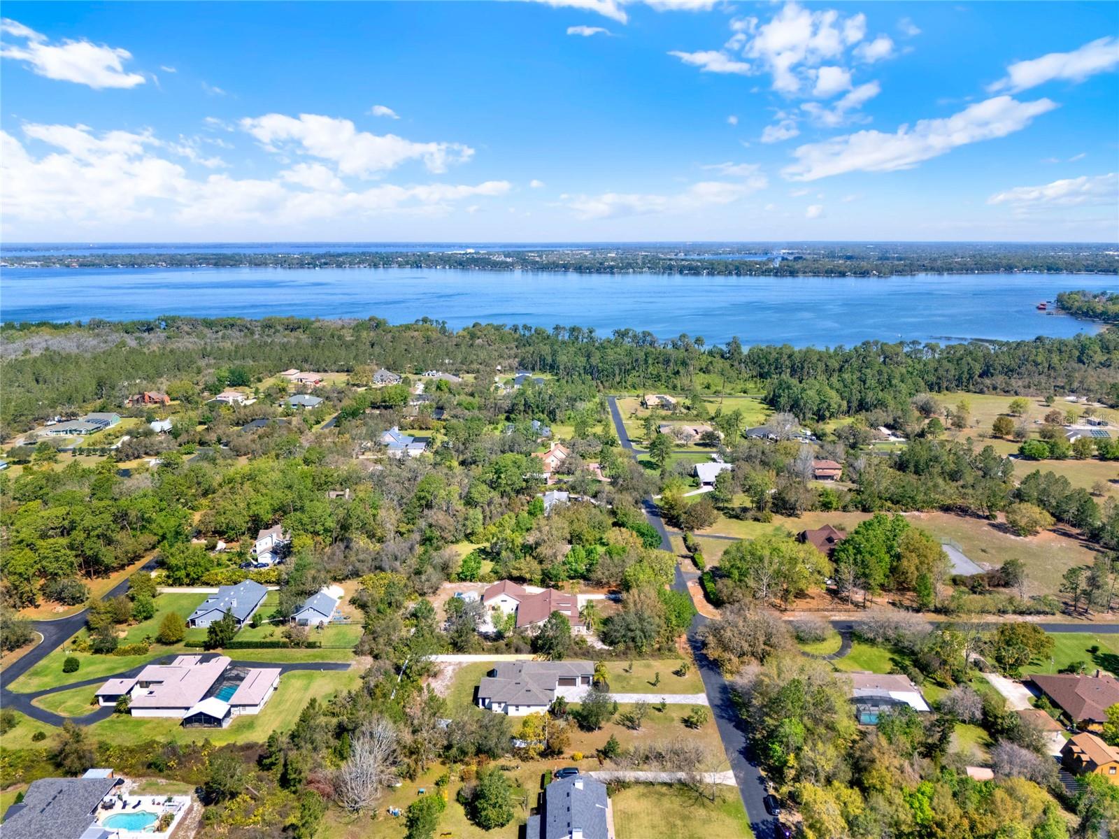 29127 OLD ML E, TAVARES, FL, 32778