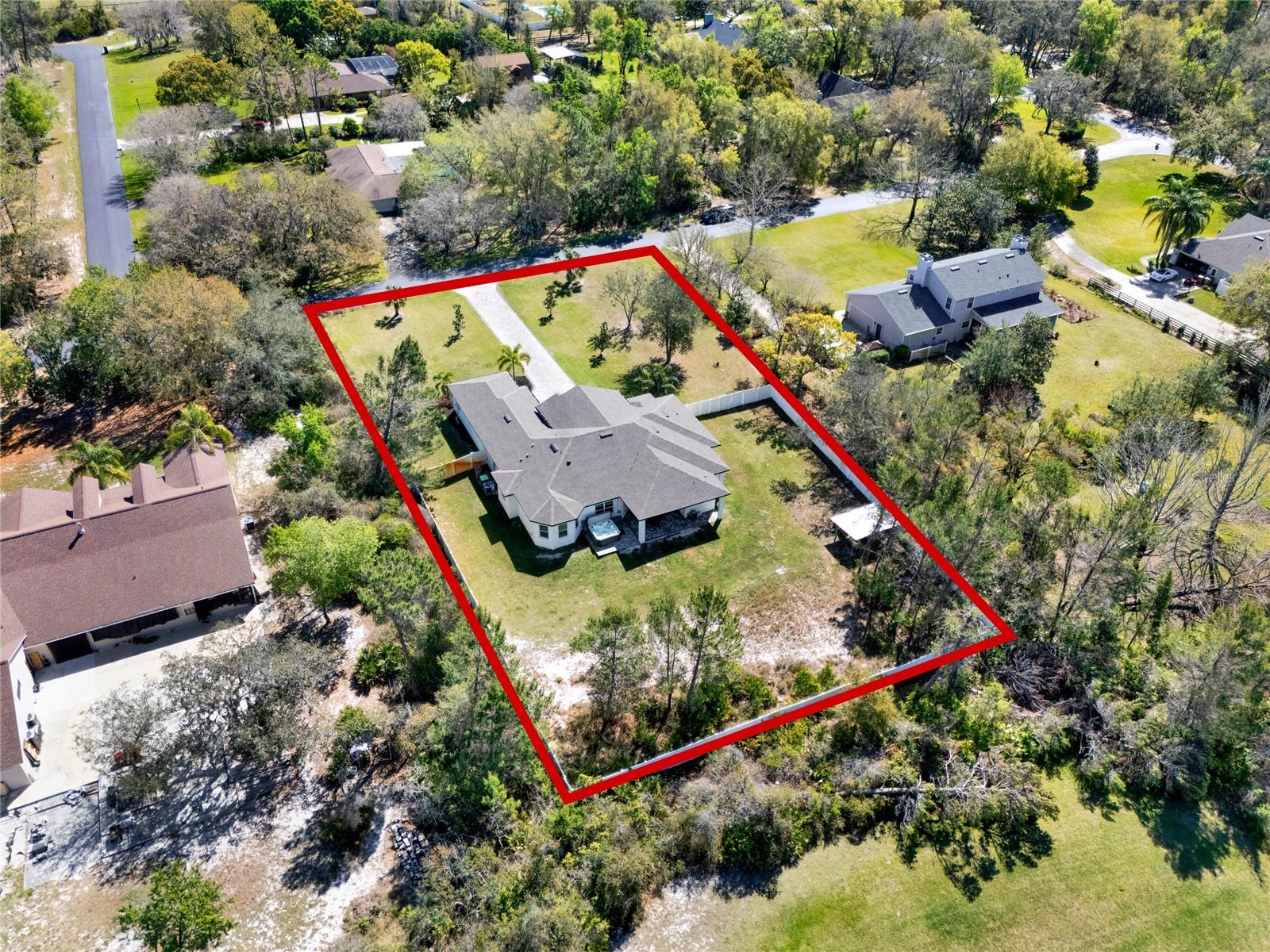 29127 OLD ML E, TAVARES, FL, 32778
