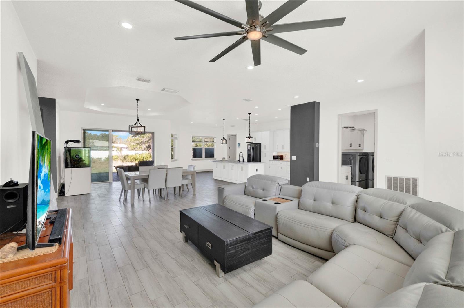 29127 OLD ML E, TAVARES, FL, 32778