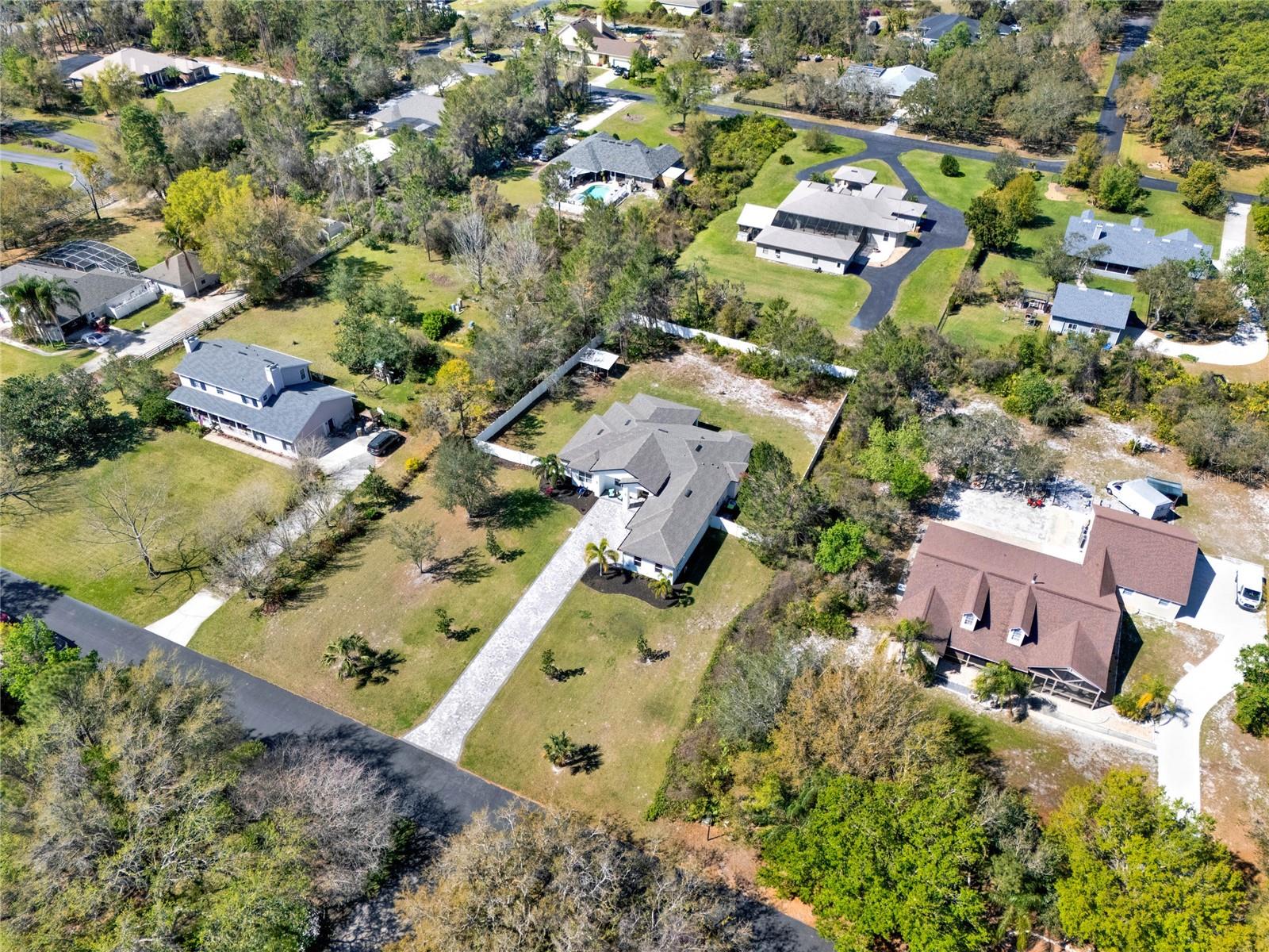 29127 OLD ML E, TAVARES, FL, 32778