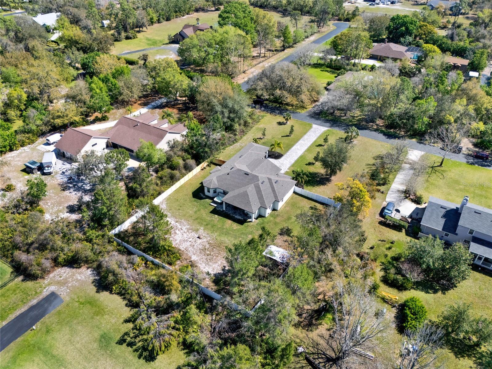29127 OLD ML E, TAVARES, FL, 32778
