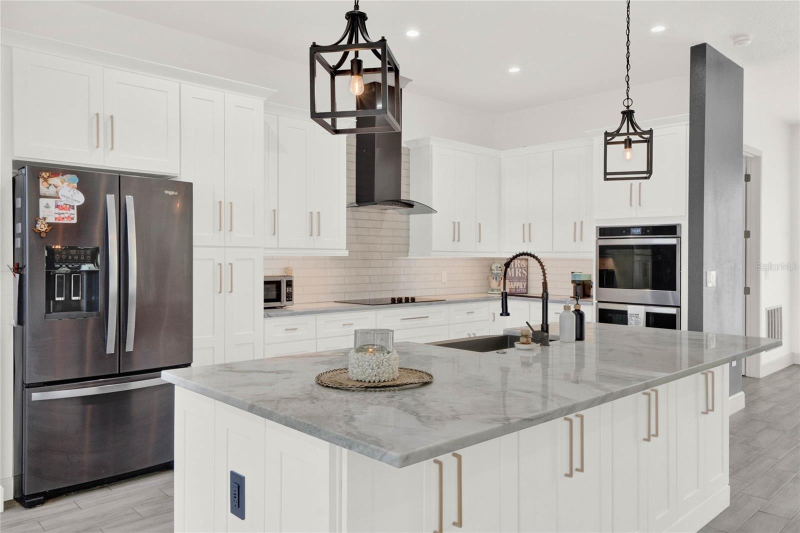 29127 OLD ML E, TAVARES, FL, 32778