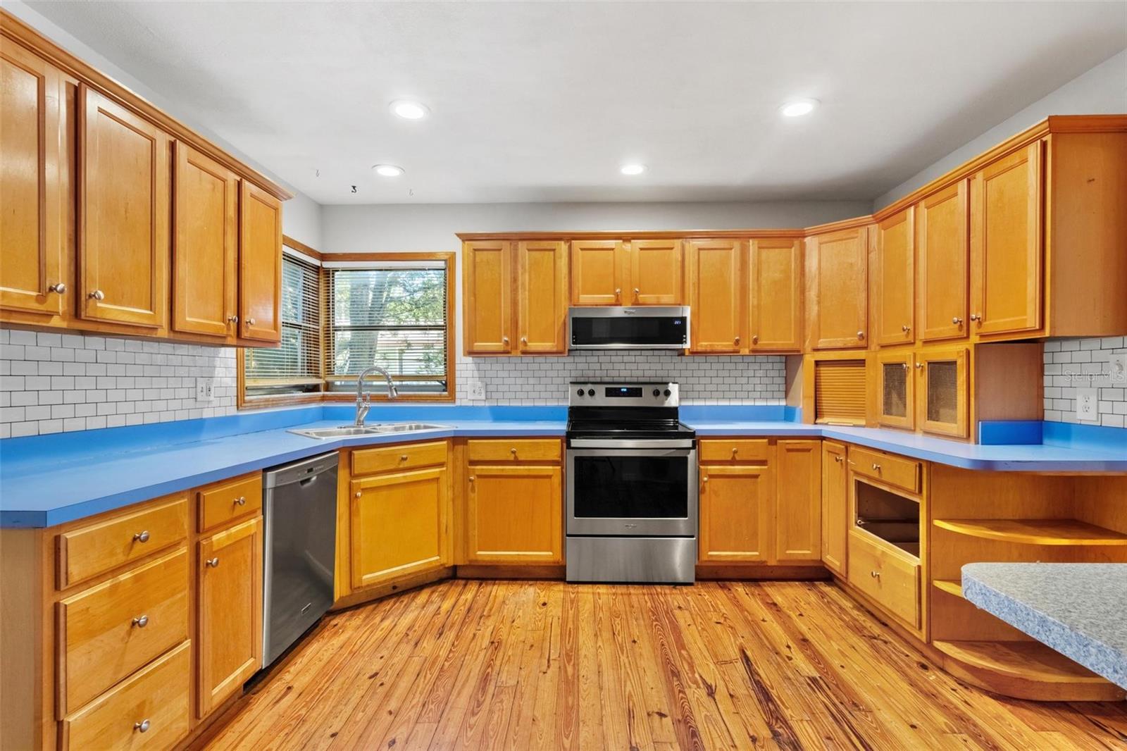 3124 9TH AVE N, ST PETERSBURG, FL, 33713