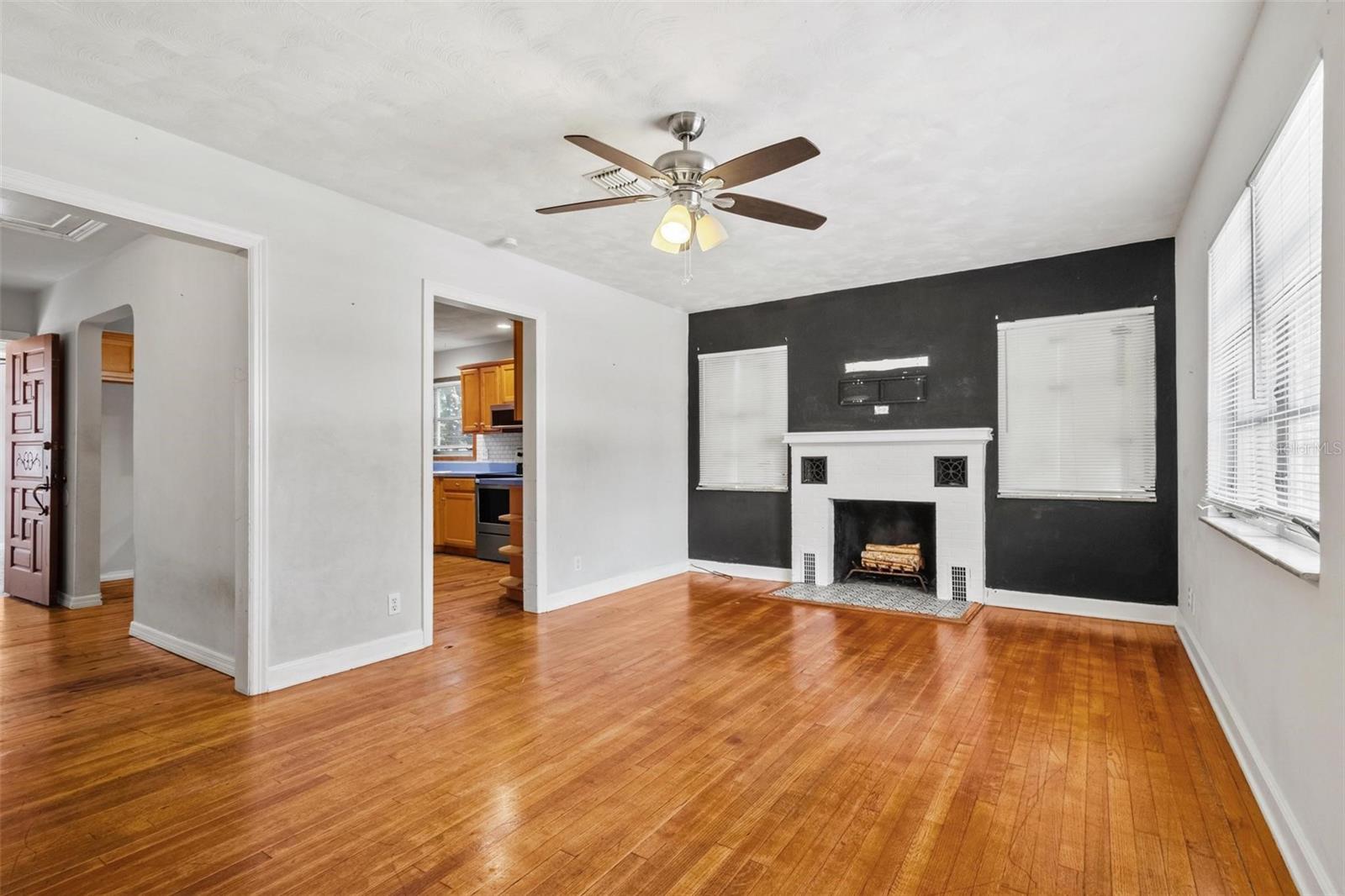 3124 9TH AVE N, ST PETERSBURG, FL, 33713