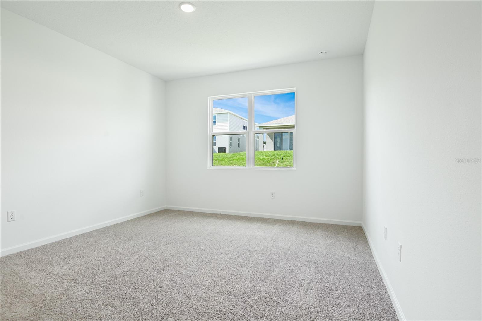 1015 WISTERIA WAY, DUNDEE, FL, 33838