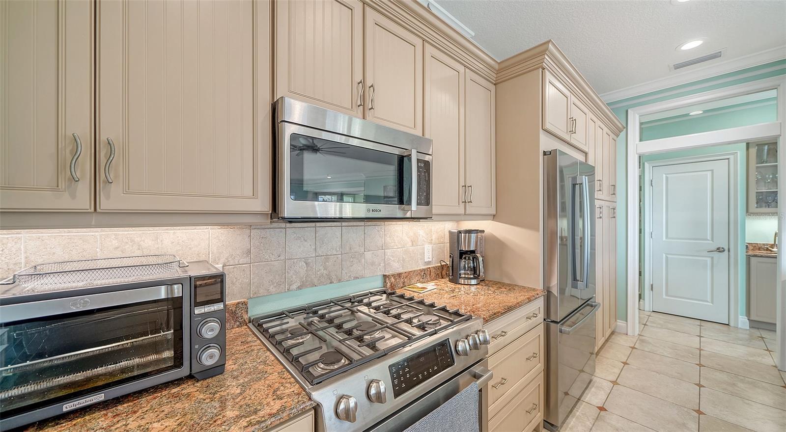 314 BAY DR S #5, BRADENTON BEACH, FL, 34217