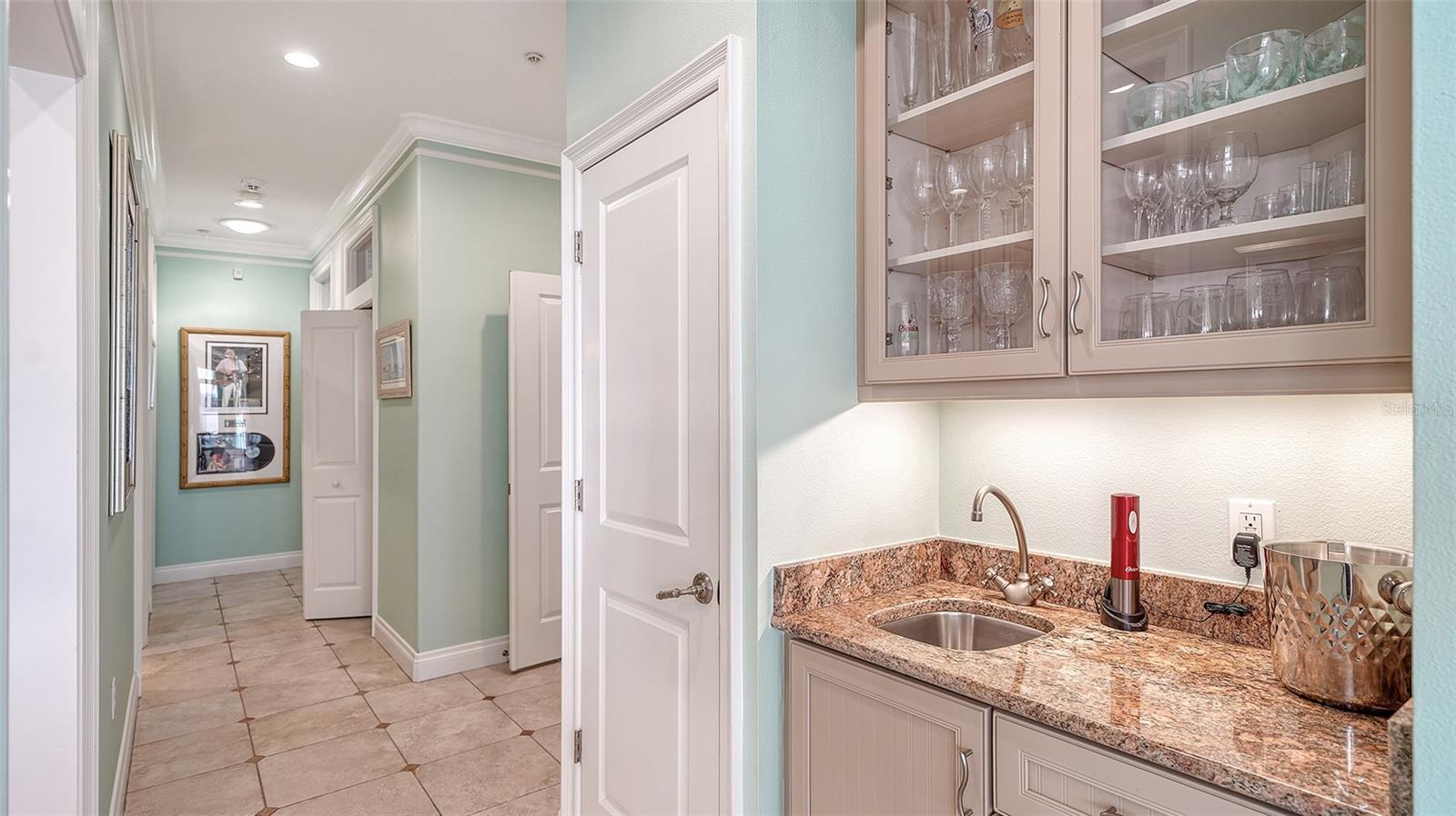 314 BAY DR S #5, BRADENTON BEACH, FL, 34217
