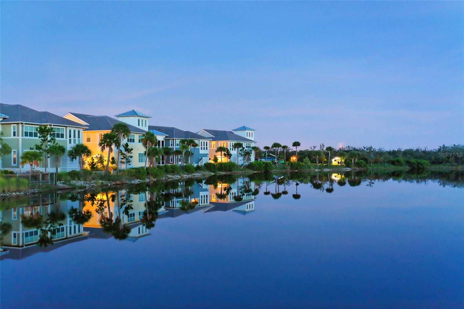 388 ARUBA CIR #201, BRADENTON, FL, 34209